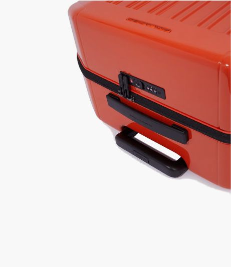 شنطة سفر إيطالية فاخرة مقاس الطائرة | piquadro-Cabin